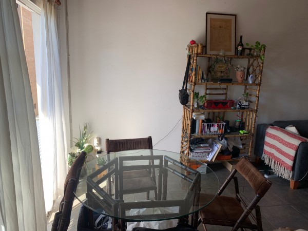 -LINDISIMO DEPTO DE DOS AMBIENTES, CON BALCON, Y EXCELENTE UBICACION. VISTA ABIERTA CFTE