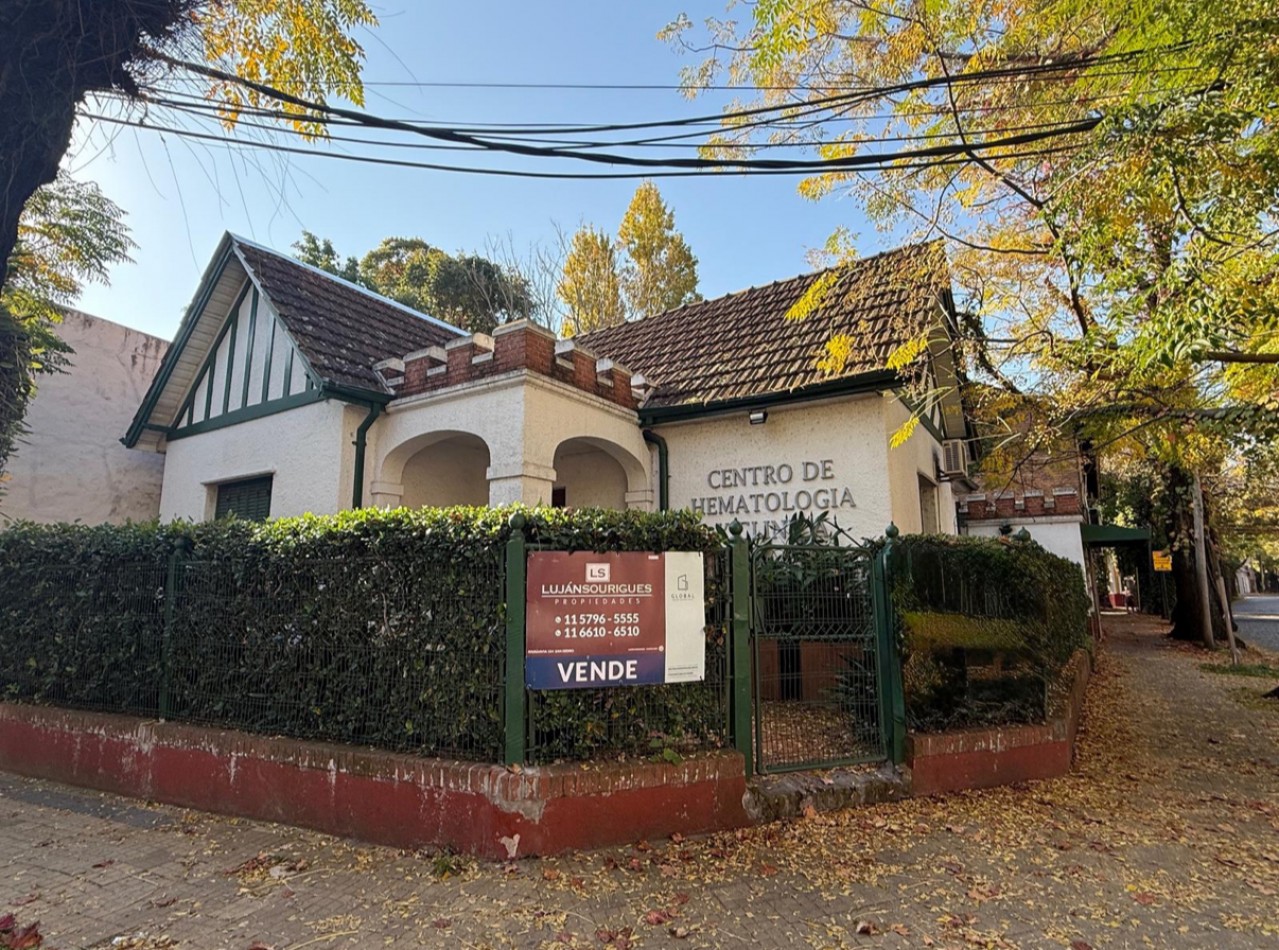 Casa en venta en casco historico  San Isidro en una planta.