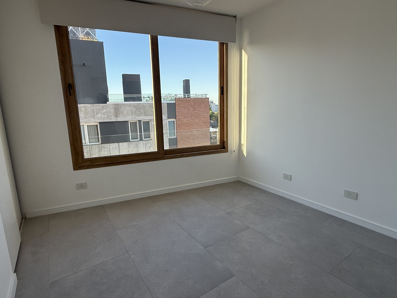 Departamento en San Isidro en alquiler con balcon terraza y cochera  a estrenar