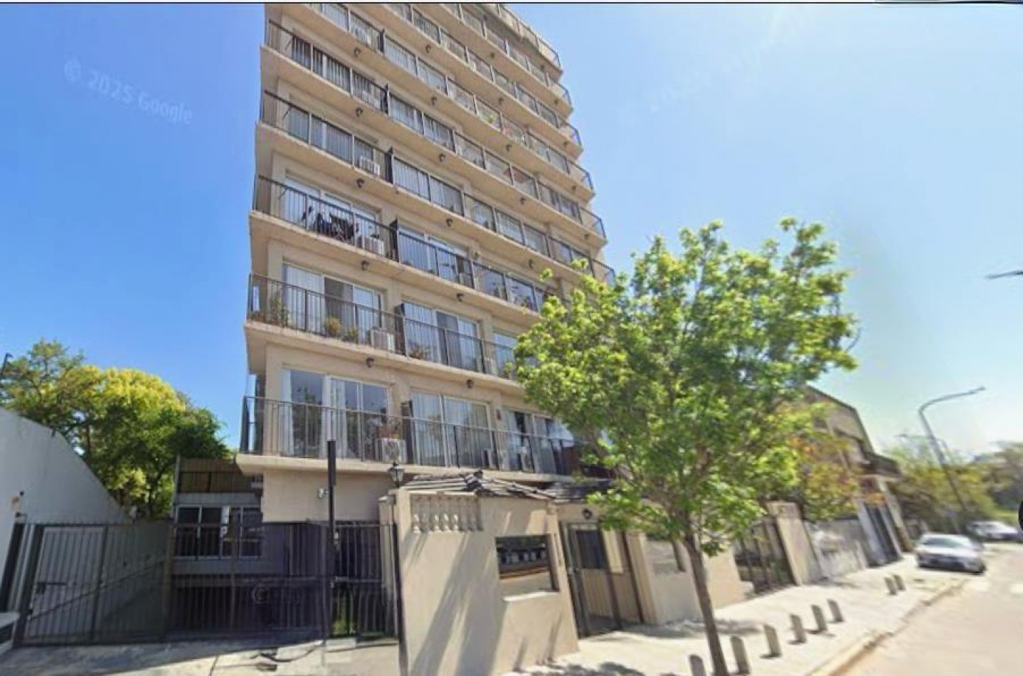 Departamento en venta de dos ambientes con balcon y cochera