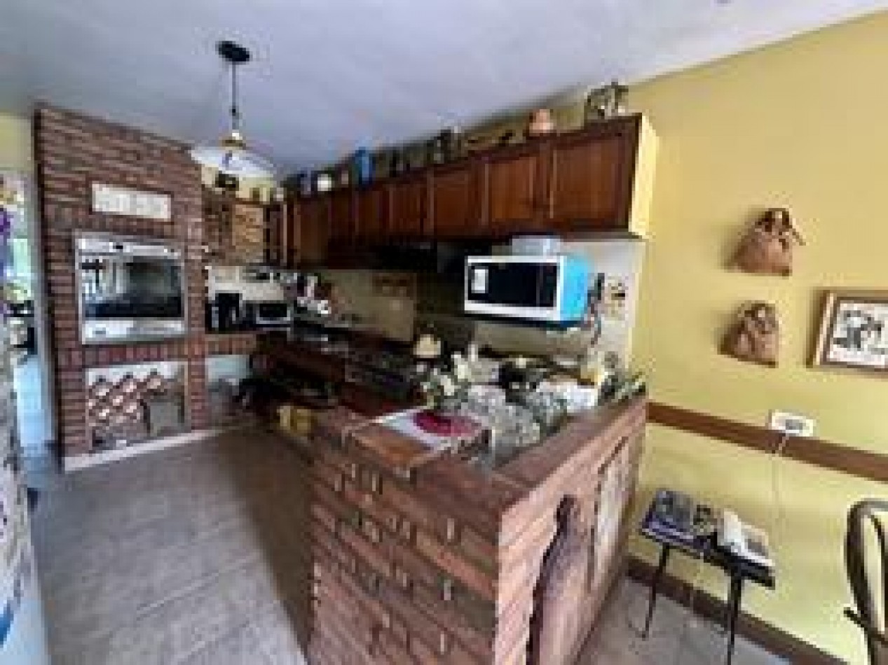 Casa en venta en Martinez con jardin en zona residencial