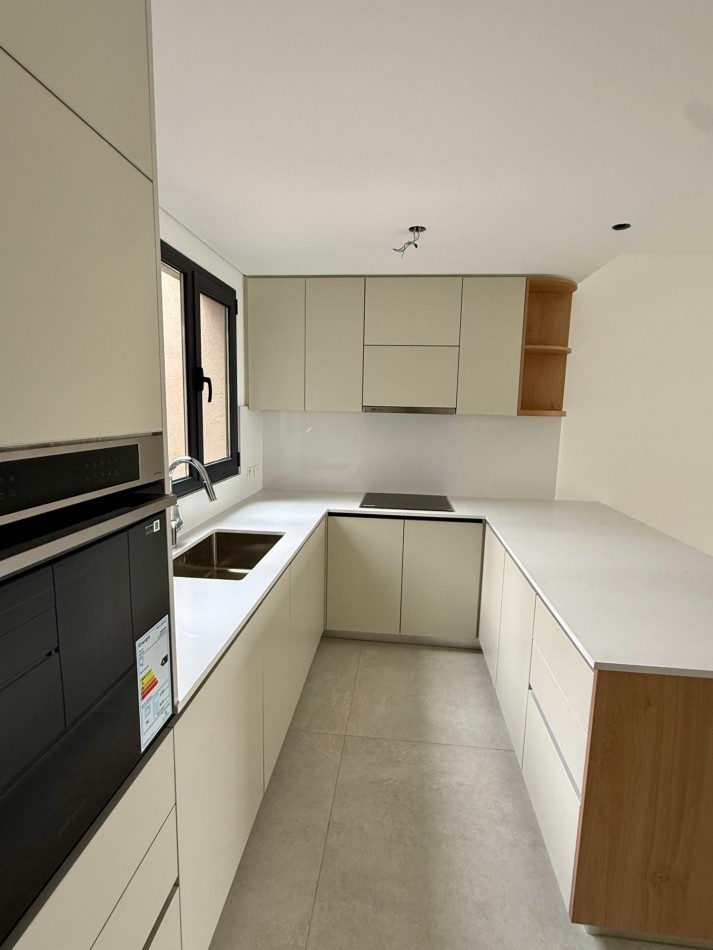 Departamento a estrenar en Venta en Acassuso con terraza , parrilla, pileta y cochera 