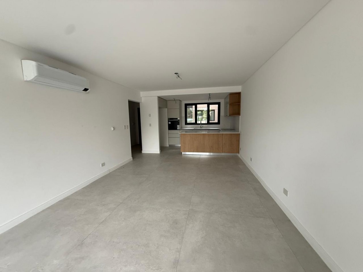 Departamento a estrenar en Venta en Acassuso con terraza , parrilla, pileta y cochera 