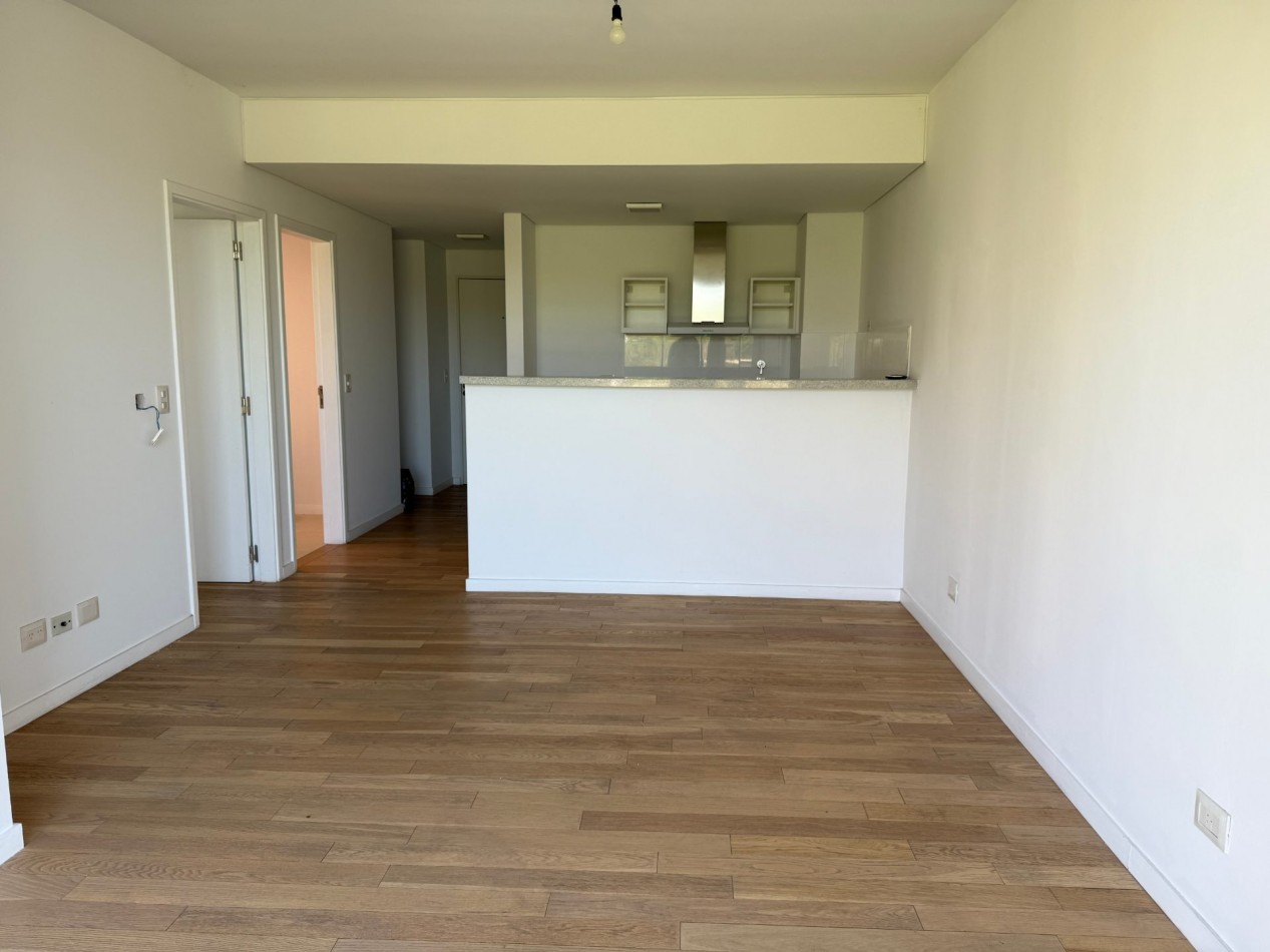 Departamento en alquiler en Venice Tigre, 2 ambientes con balcon y parrilla
