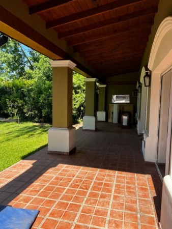 CASA EN UNA PLANTA EN B LOS CEIBOS