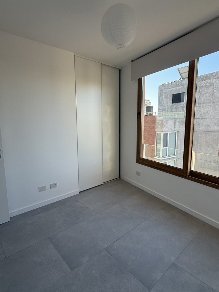 Departamento en San Isidro en alquiler con balcon terraza y cochera  a estrenar