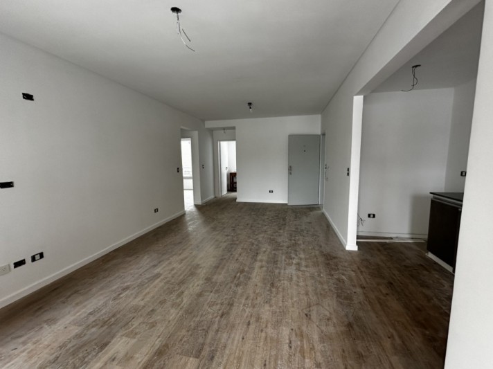 Departamento en Tigre en venta a estrenar, muy amplio con cochera