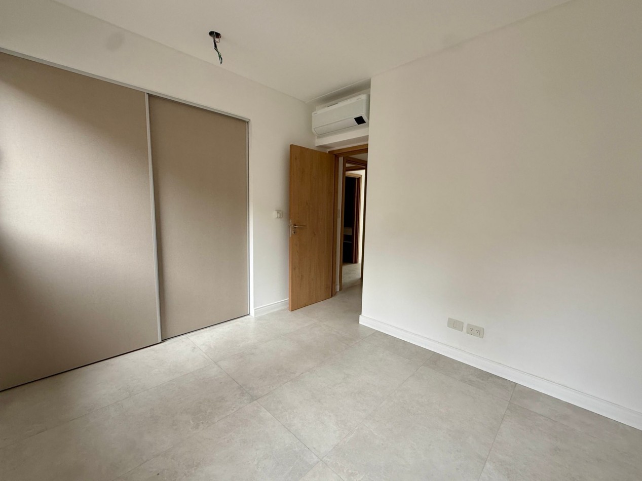 Departamento a estrenar en Venta en Acassuso con terraza , parrilla, pileta y cochera 