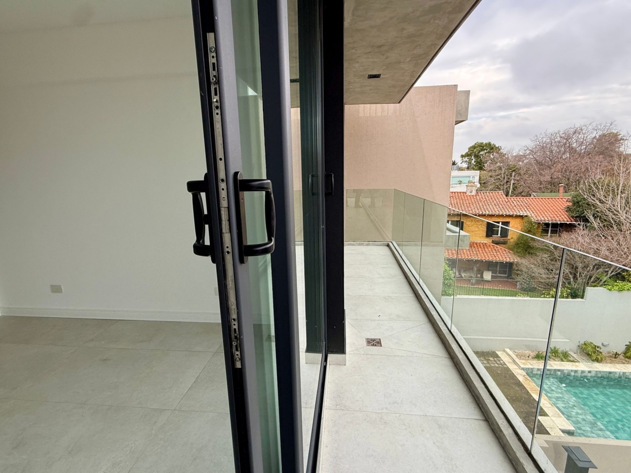 Departamento a estrenar en Venta en Acassuso con terraza , parrilla, pileta y cochera 