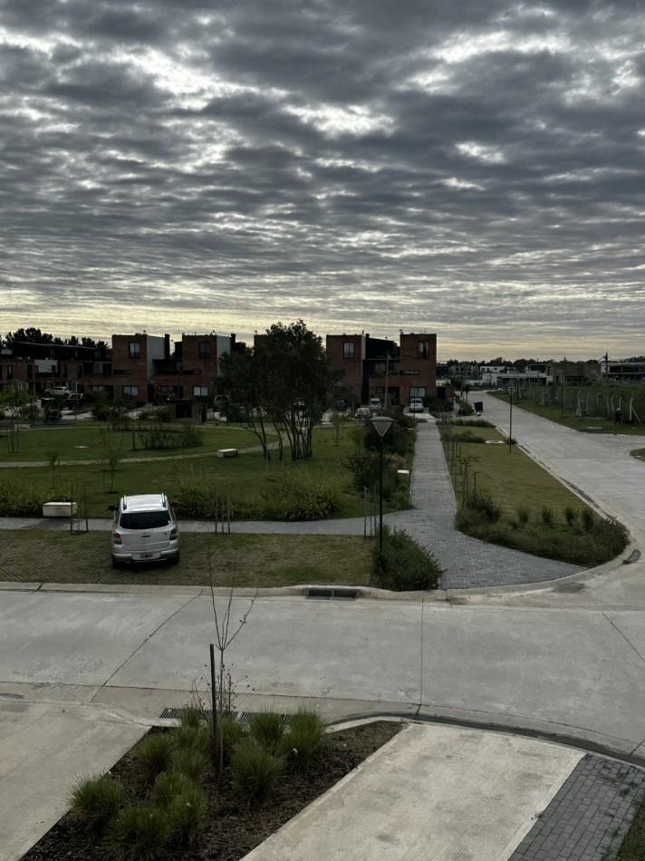 Departamento tipo casa en Santa Ana Joven